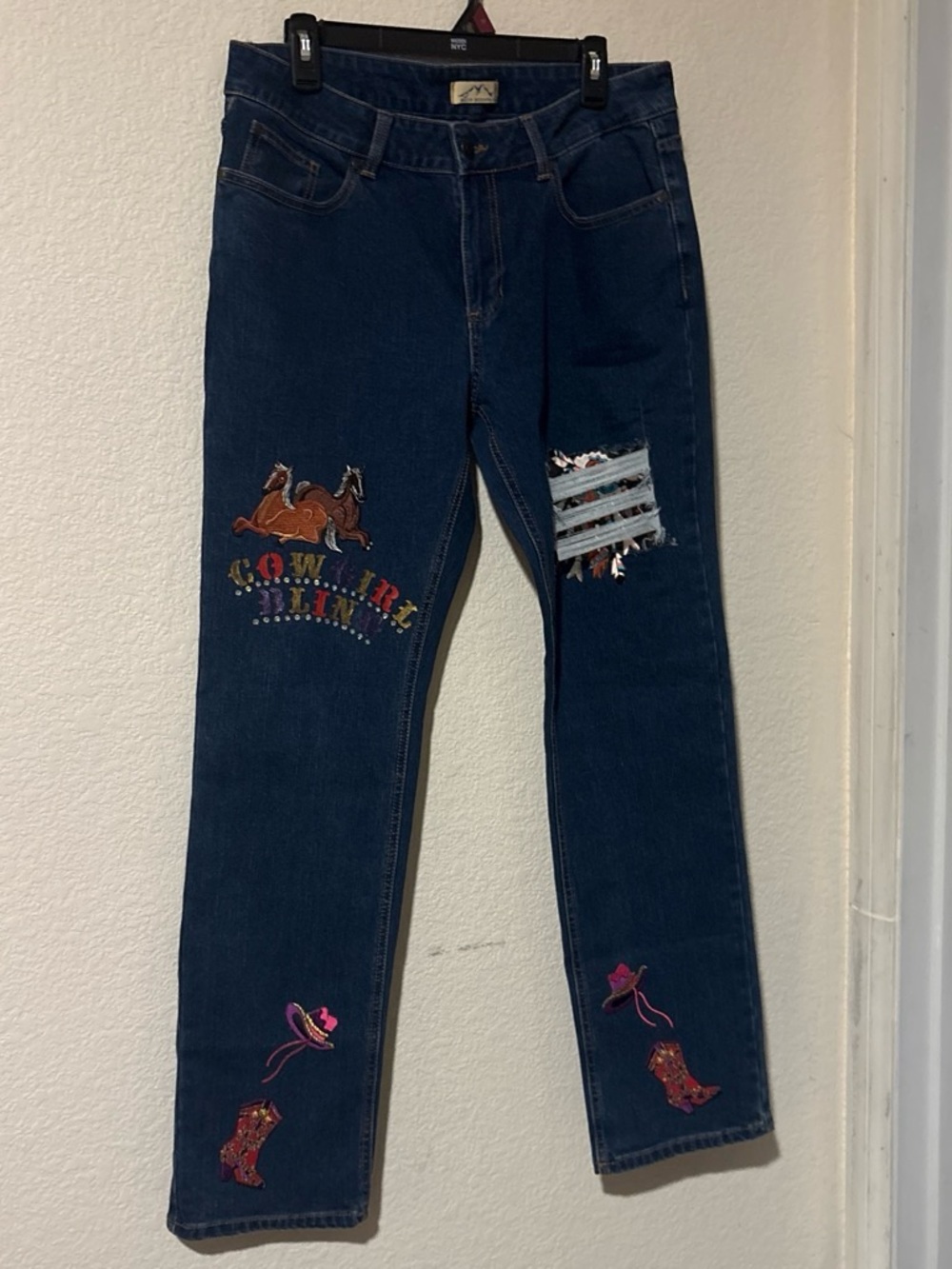 Dark Blue Straight Leg Women’s Jeans with Western Embroidery
